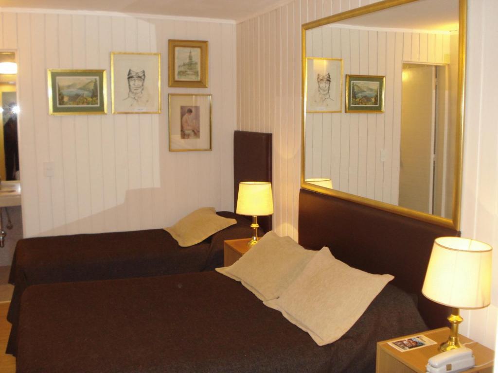Hosteria La Surena San Carlos de Bariloche Eksteriør billede